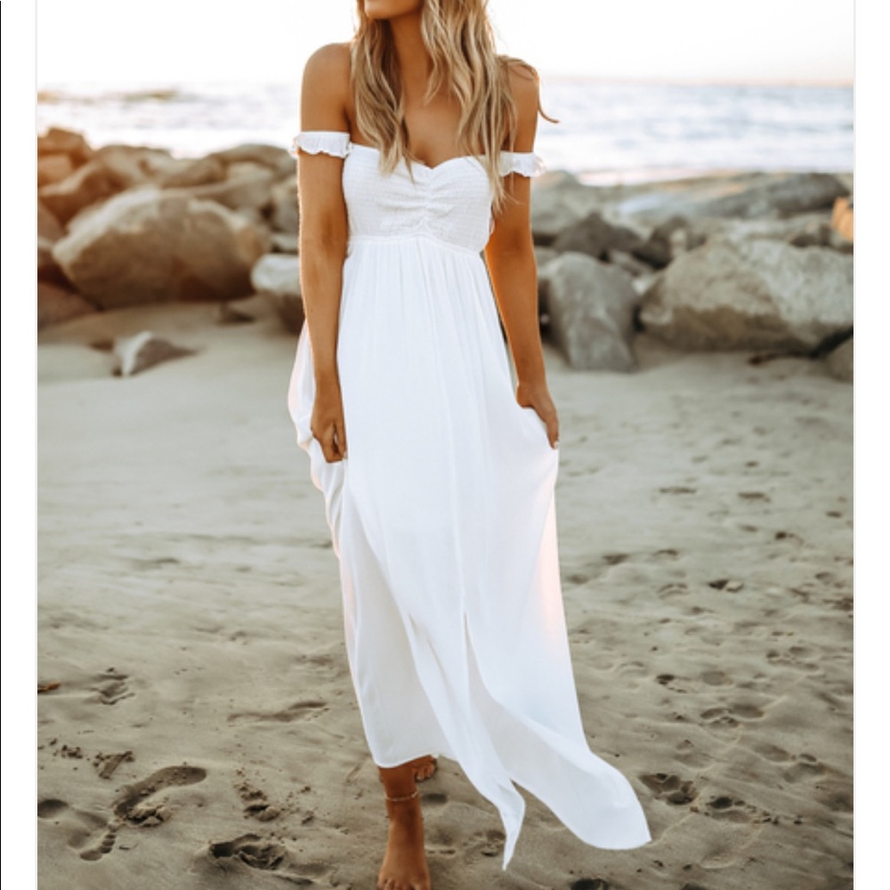 NWOT Odella Off the Shoulder Smocked Maxi